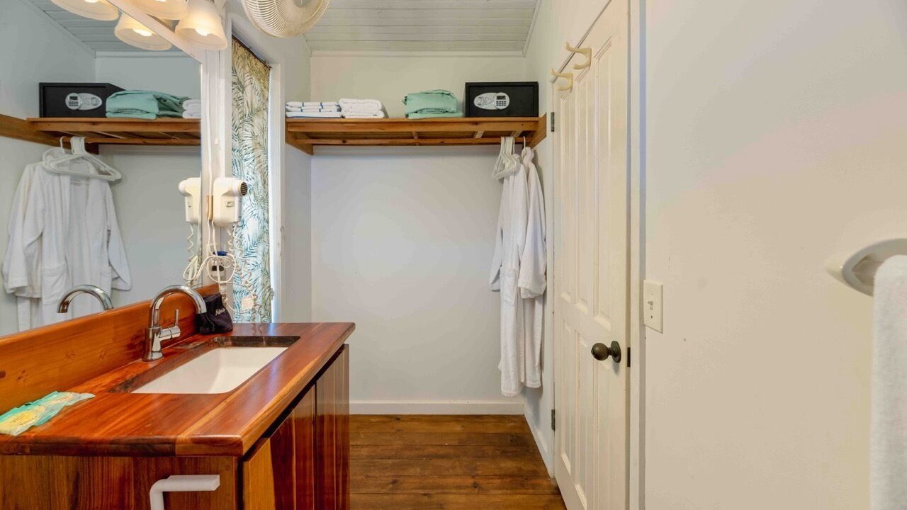 Photo of Bathroom in First Bight