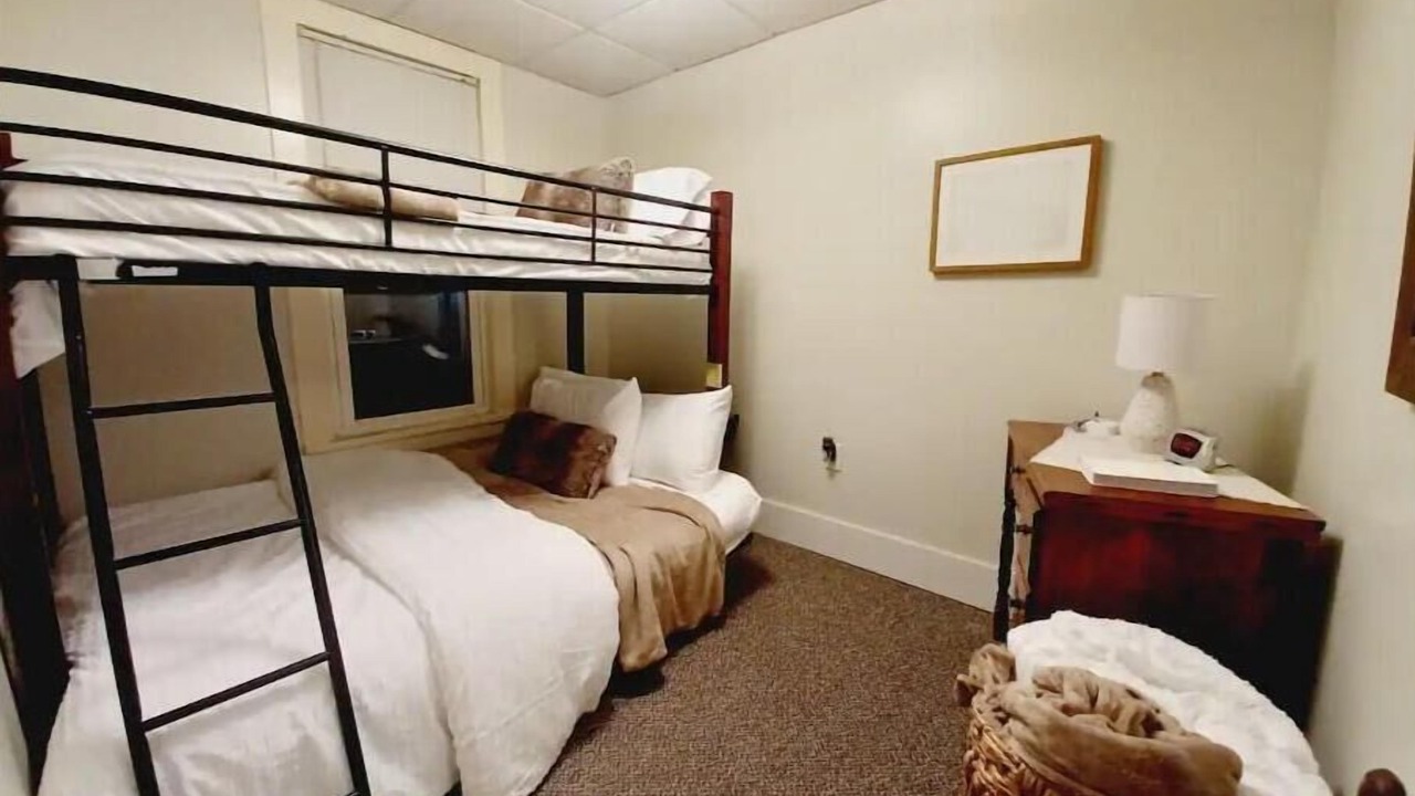 Photo of Bedroom in Howard
