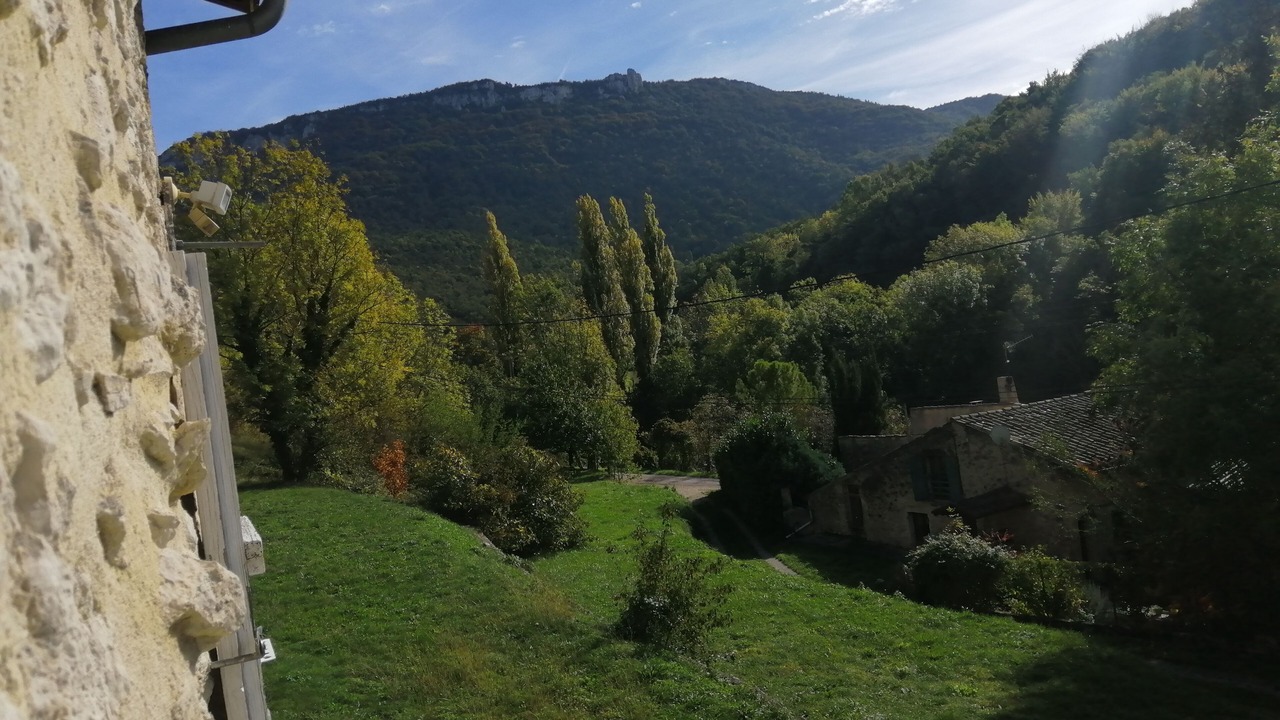 Photo of Others in Combovin