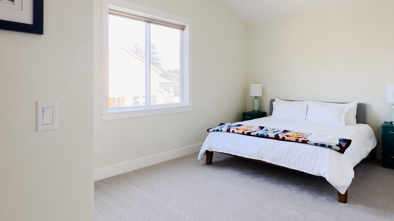 Photo of Bedroom in Manzanita