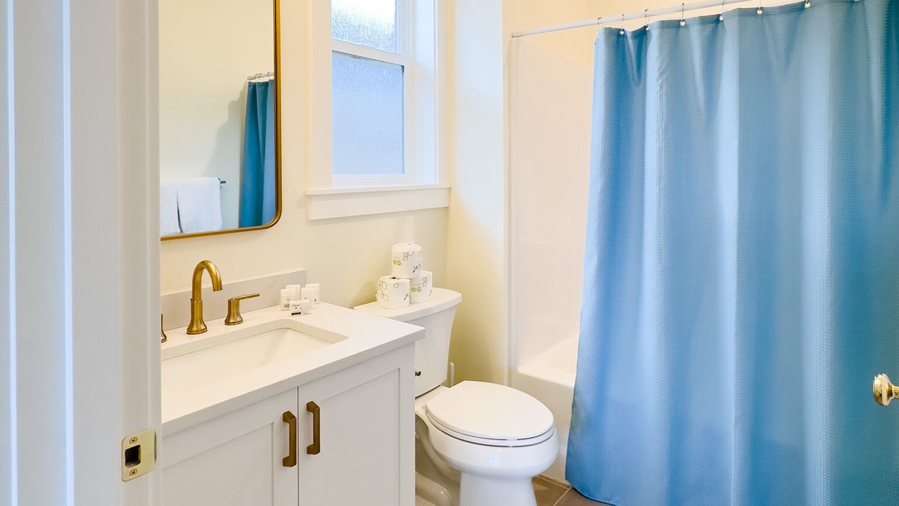 Photo of Bathroom in Manzanita