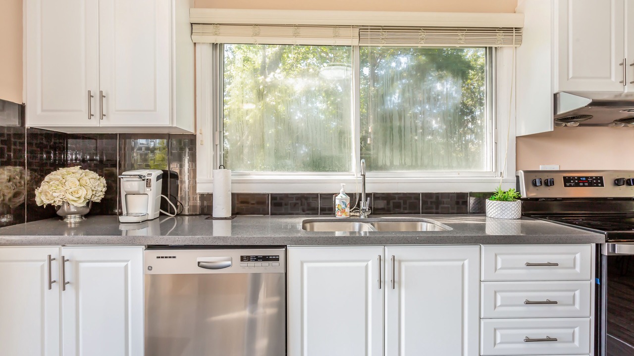 Photo of Kitchen in Halton Regional Municipality