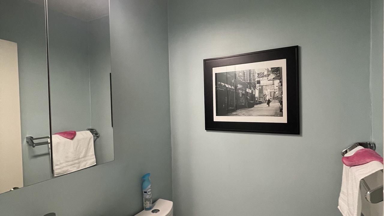 Photo of Bathroom in Shelby Hills