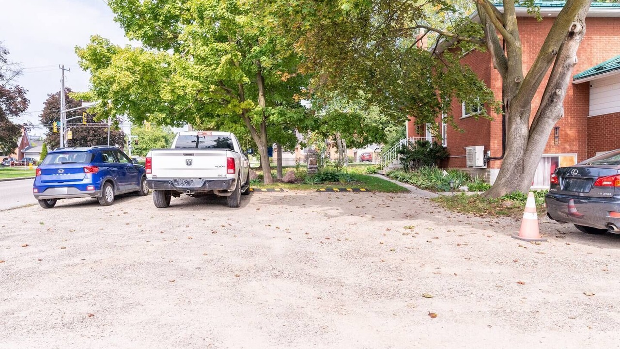 Photo of Outdoor in Waterloo