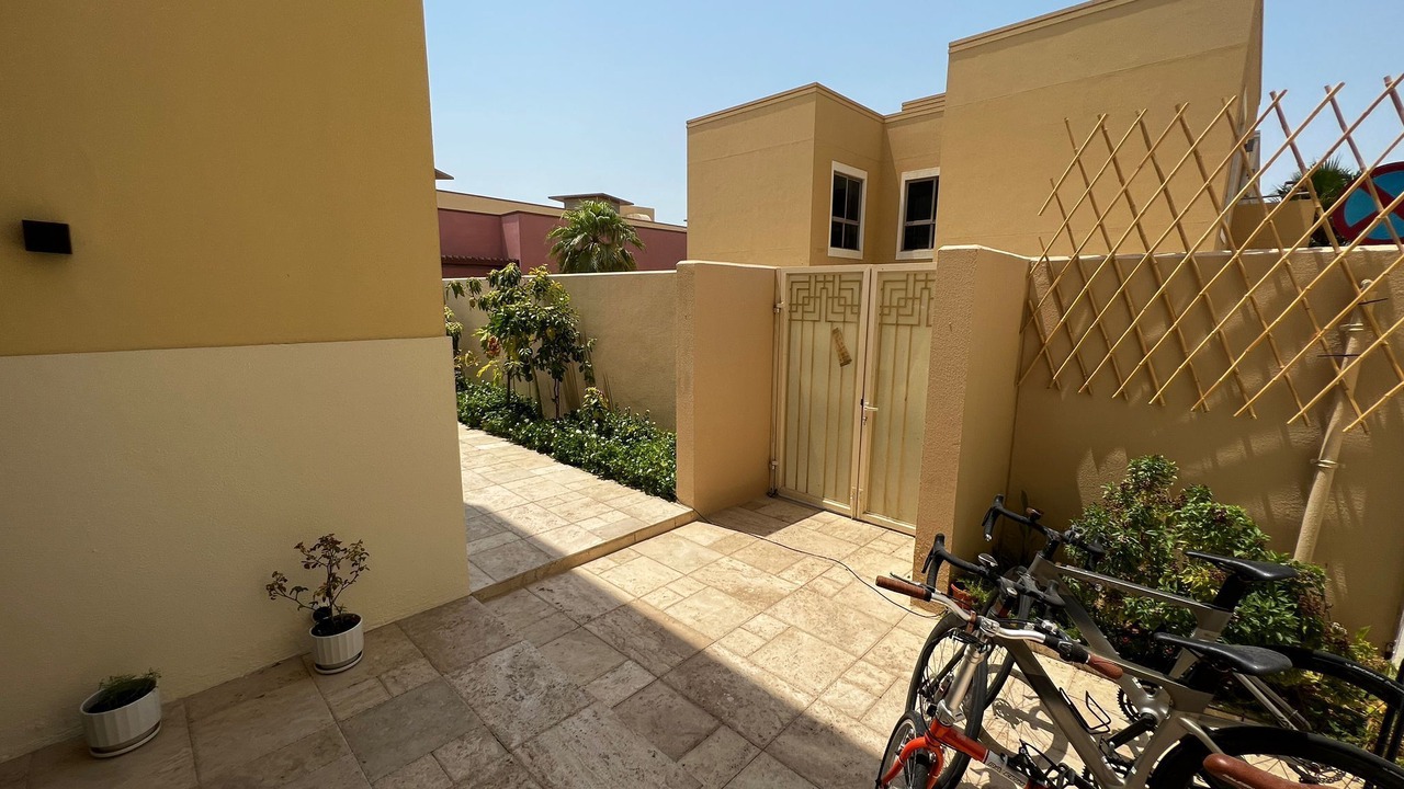 Photo of Outdoor in Khalifa City