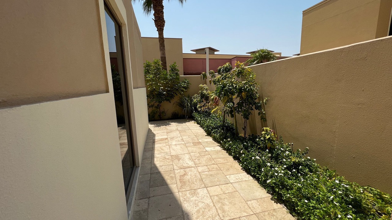 Photo of Outdoor in Khalifa City