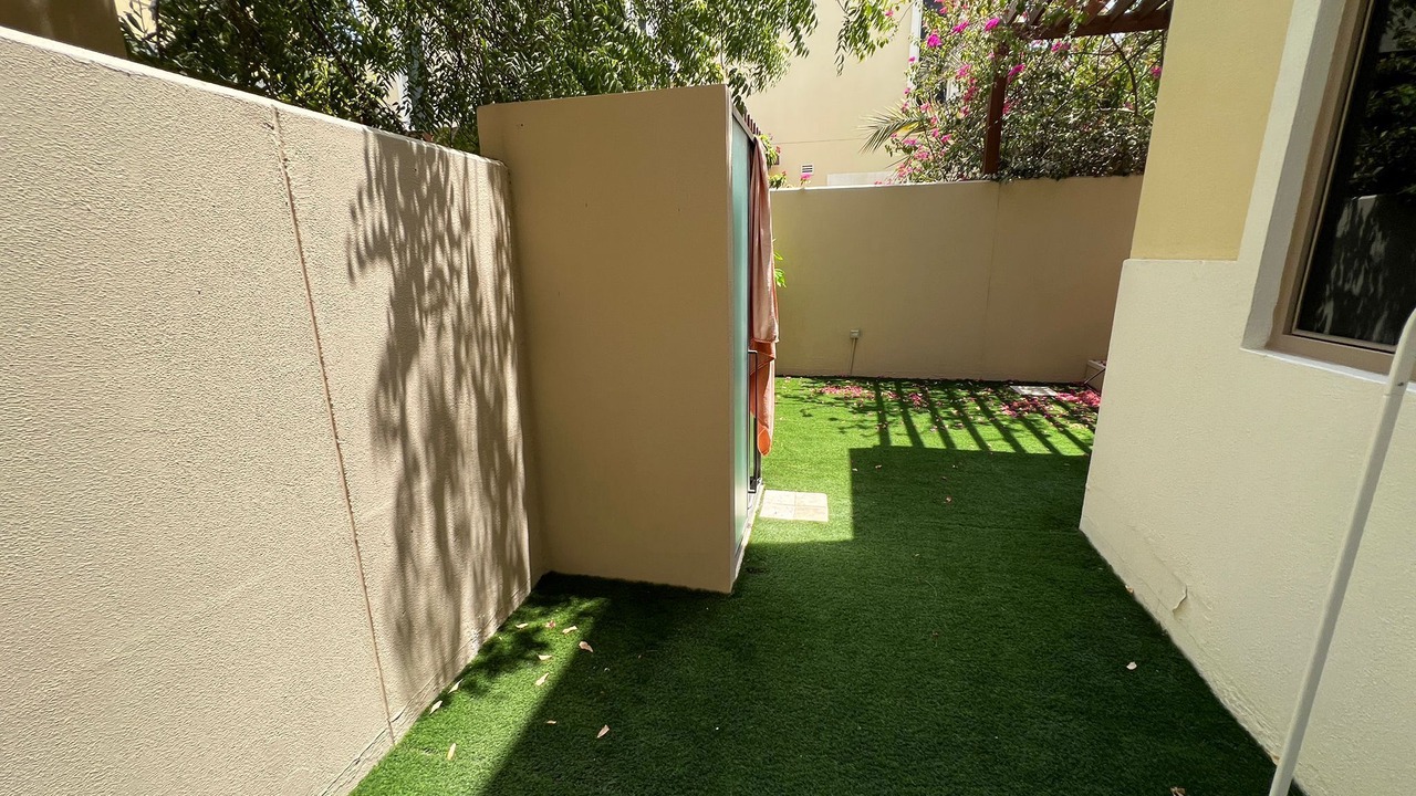 Photo of Outdoor in Khalifa City