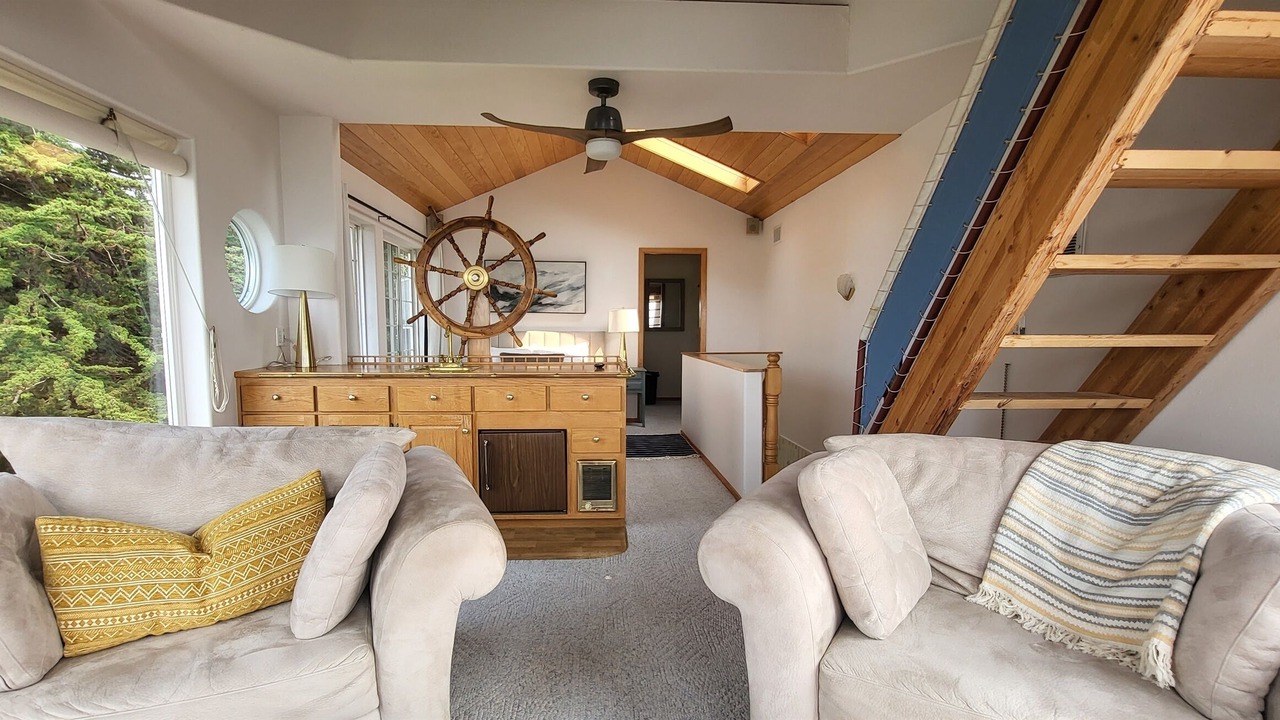 Photo of Livingroom in Harbor