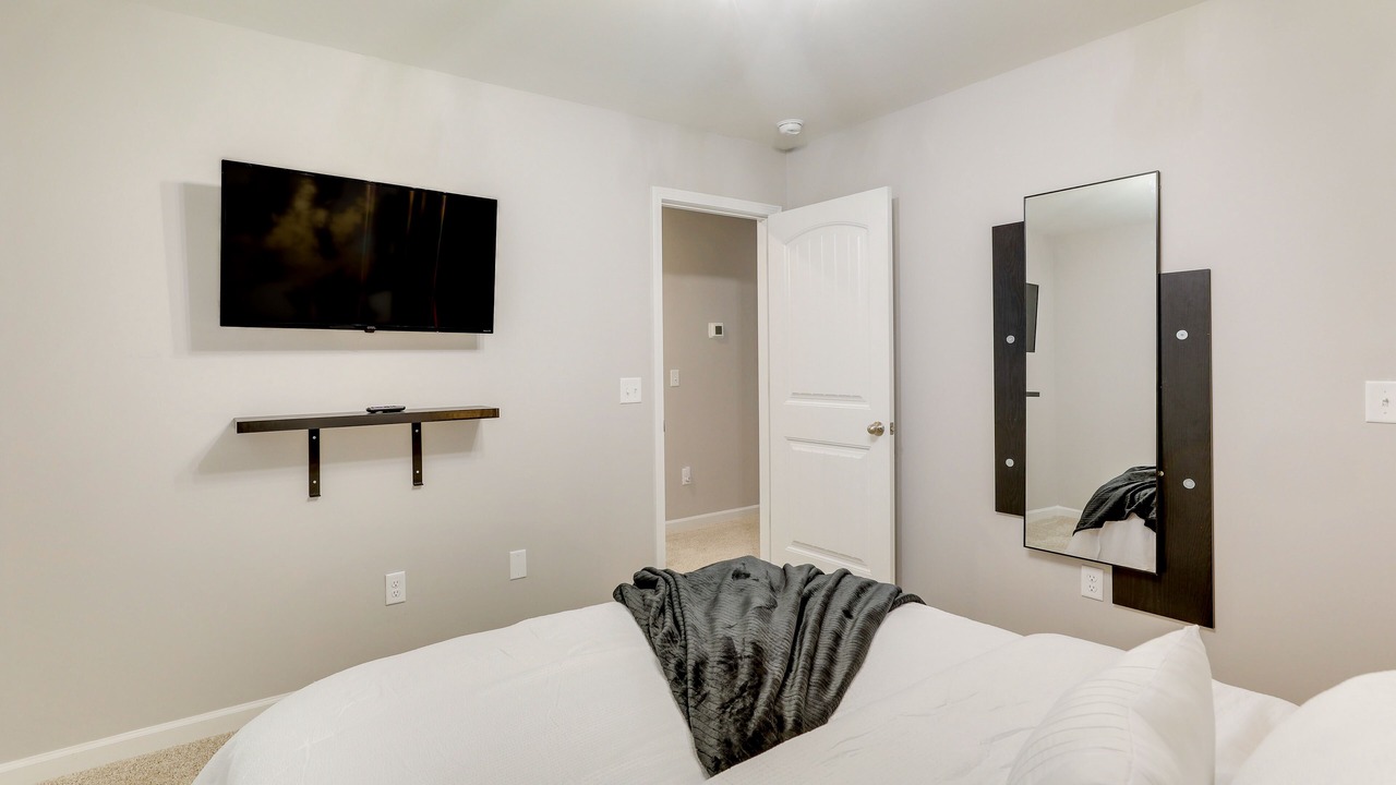 Photo of Bedroom in Elliott
