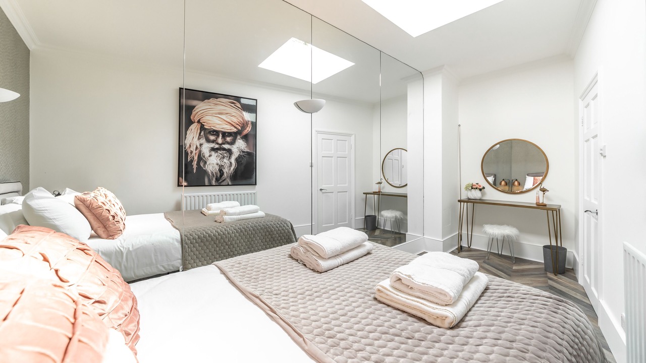 Photo of Bedroom in Earl's Court