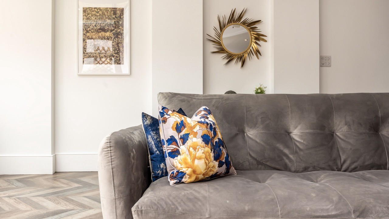 Photo of Livingroom in Earl's Court
