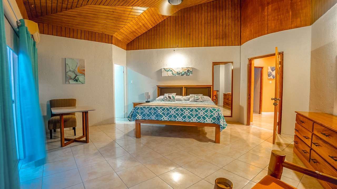 Photo of Bedroom in Lucea