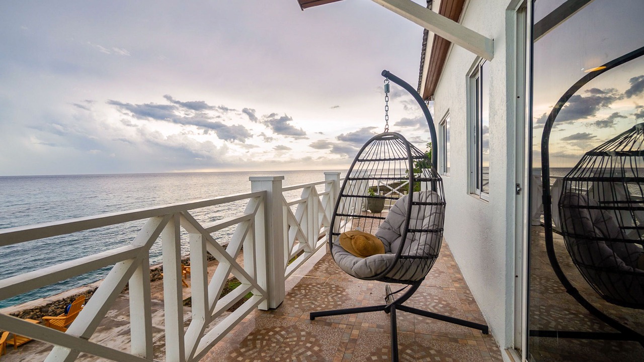 Photo of Patio Balcony in Lucea