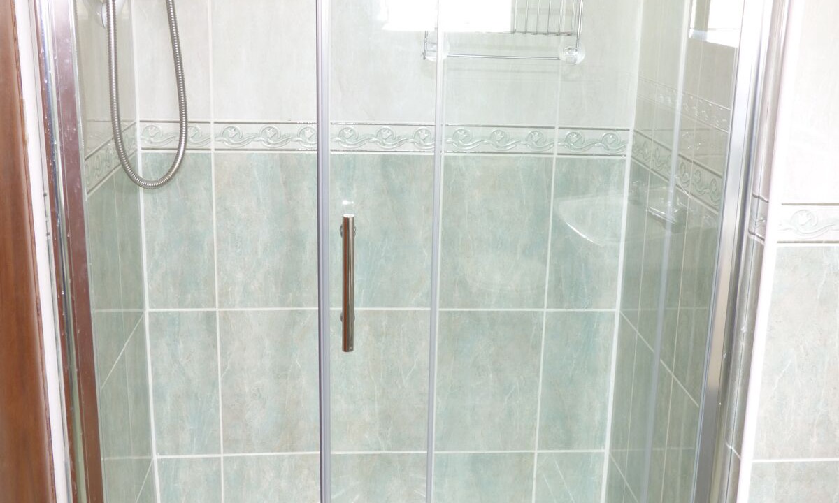 Photo of Bathroom in Louisburgh
