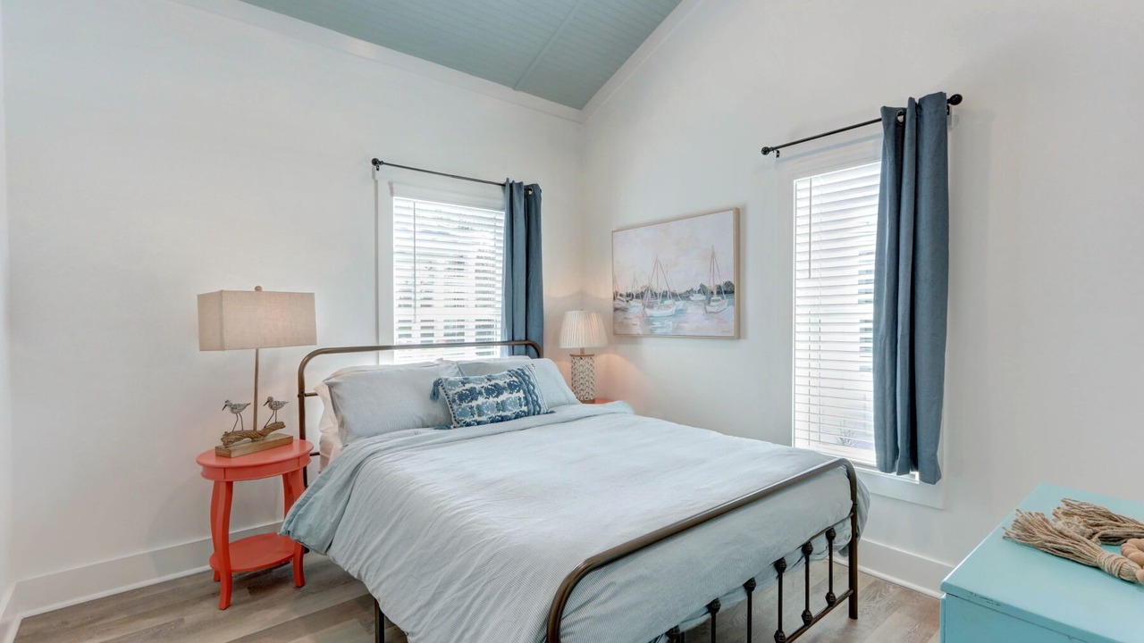 Photo of Bedroom in Thunderbolt