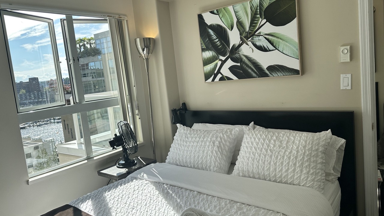 Photo of Bedroom in Davie Village