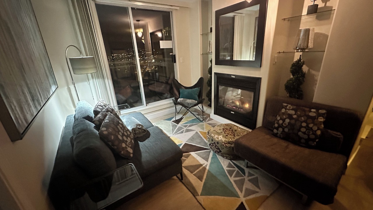 Photo of Livingroom in Davie Village