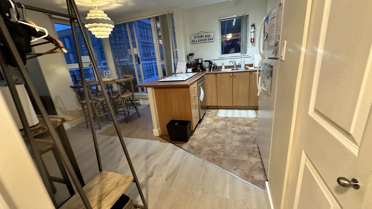 Photo of Kitchen in Davie Village