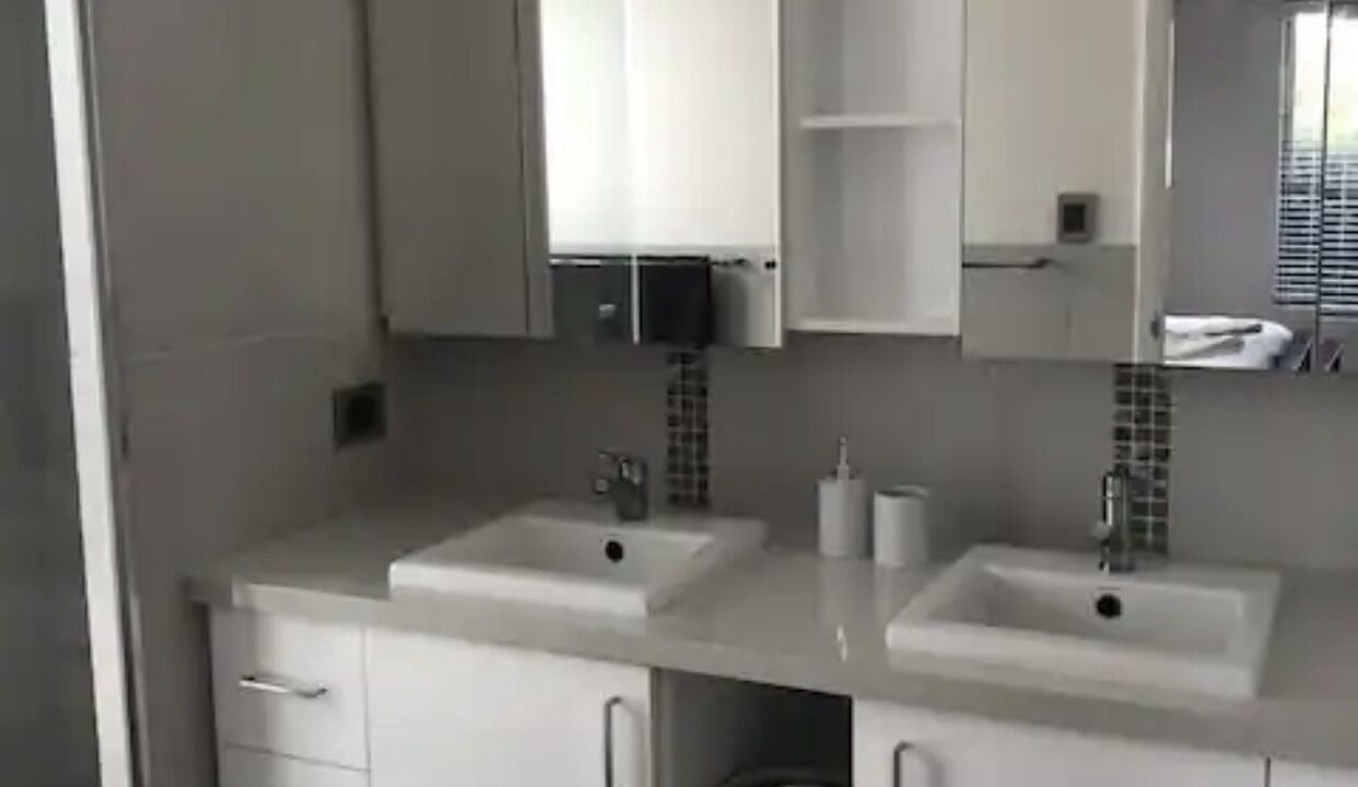 Photo of Bathroom in Beachlands