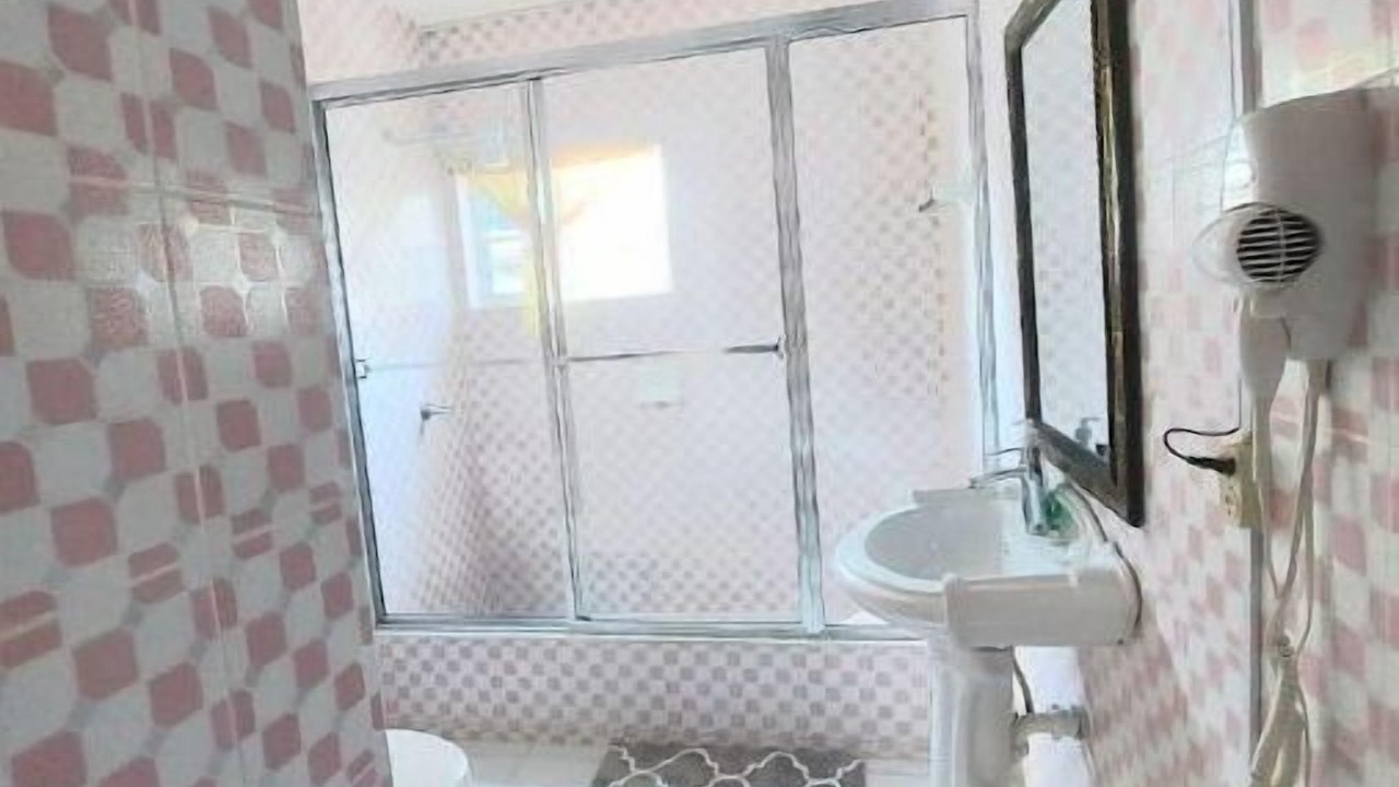 Photo of Bathroom in Runaway Bay