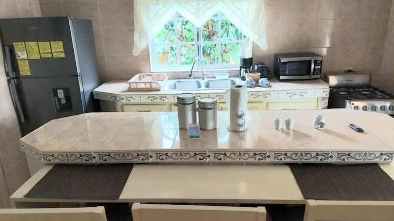Photo of Kitchen in Runaway Bay