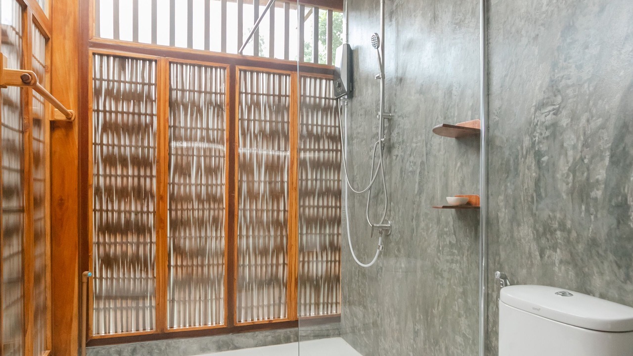 Photo of Bathroom in Pua
