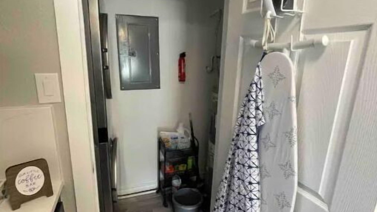 Photo of Bathroom in Central Arlington