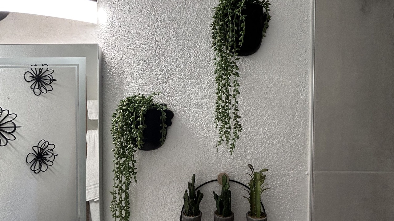 Photo of Bathroom in Central Arlington