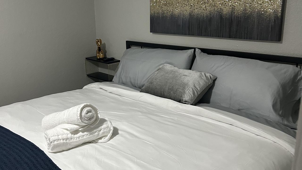 Photo of Bedroom in Central Arlington