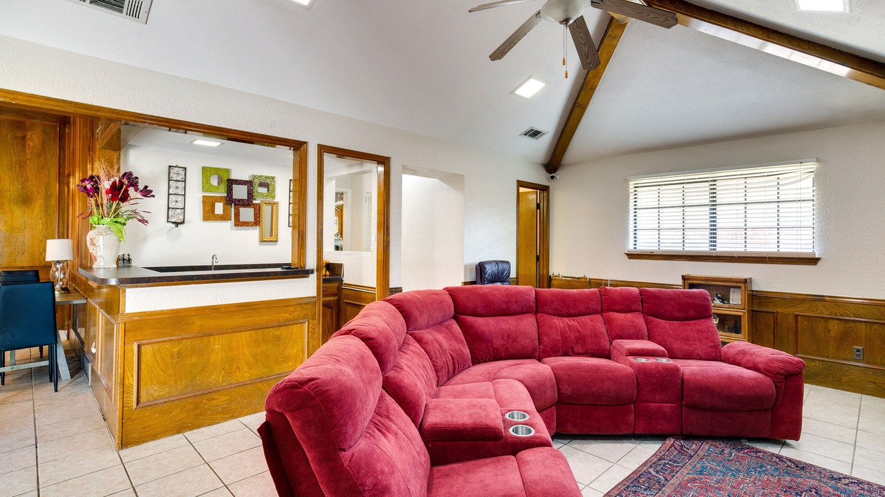 Photo of Livingroom in Duncanville