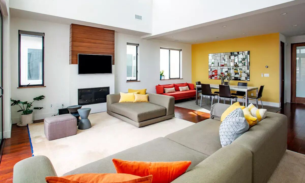 Photo of Livingroom in South Redondo