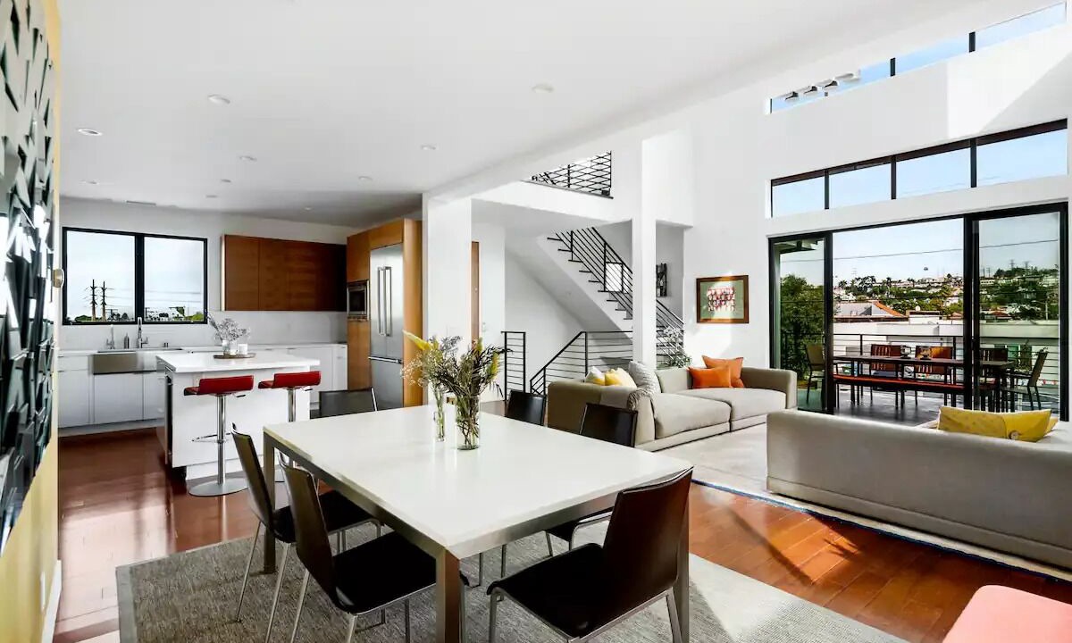 Photo of Livingroom in South Redondo