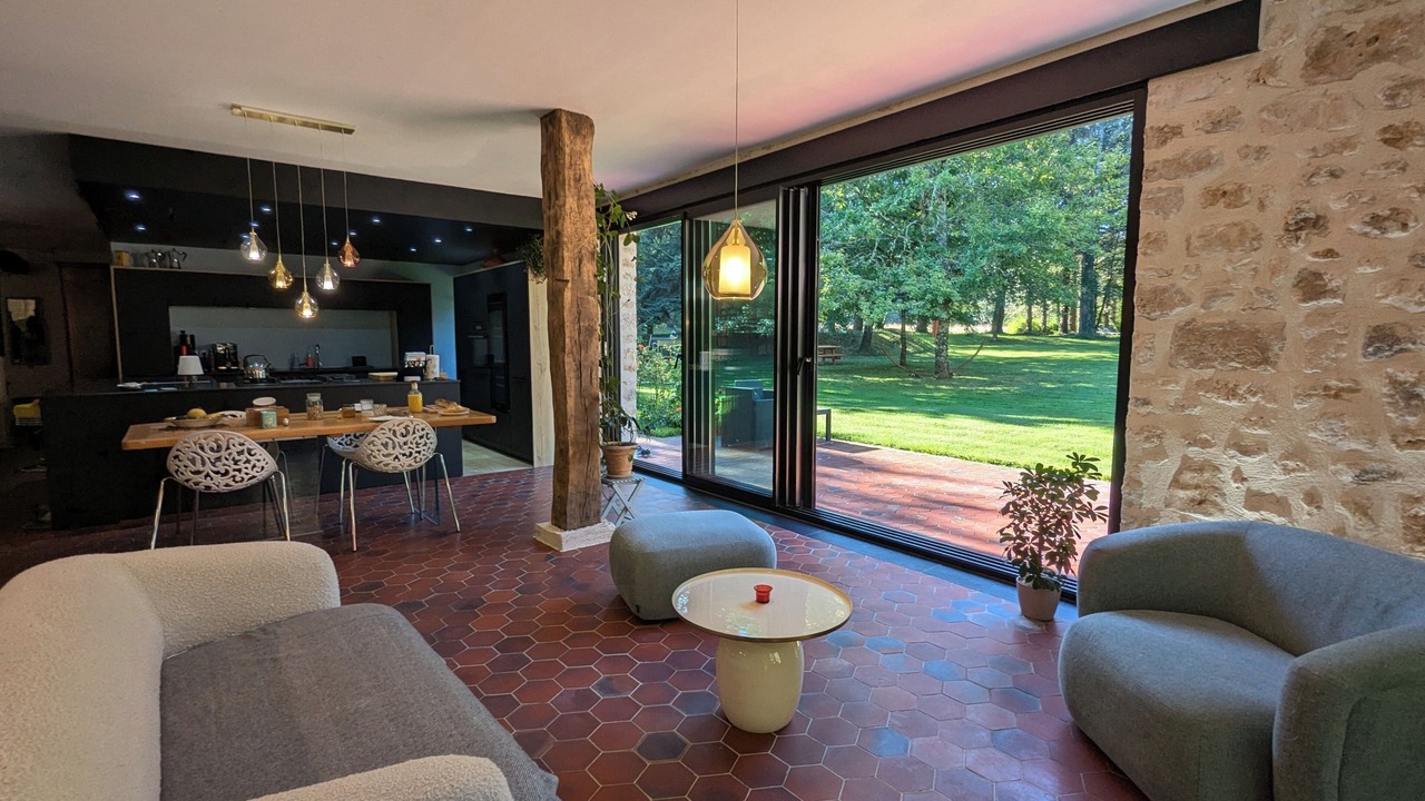 Photo of Livingroom in Chazelles