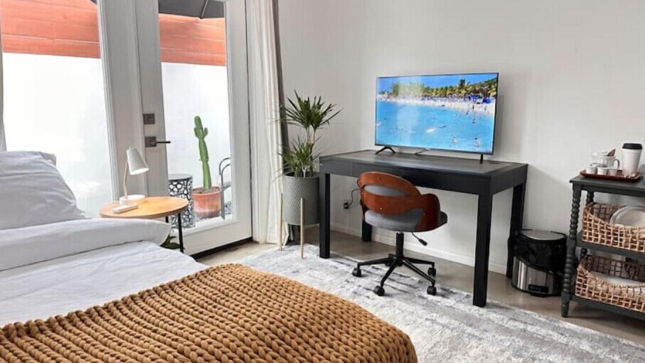 Photo of Bedroom in Burbank