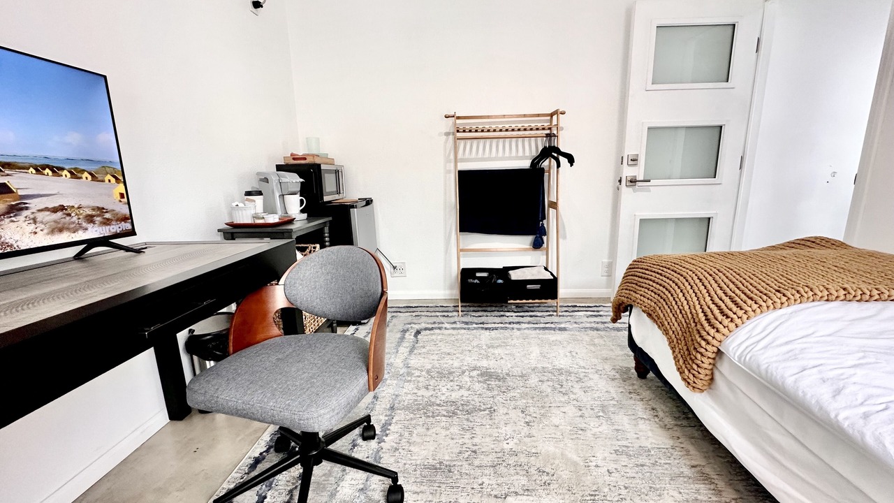 Photo of Bedroom in Burbank