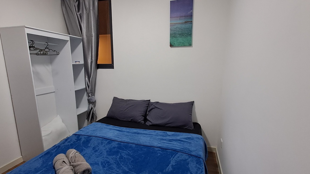 Photo of Bedroom in Maluri