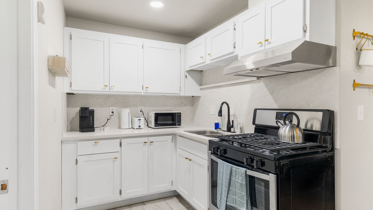 Photo of Kitchen in Compton