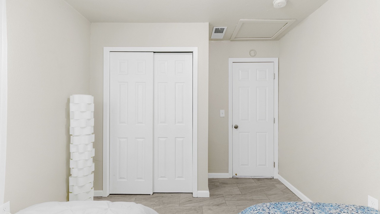 Photo of Bedroom in Compton