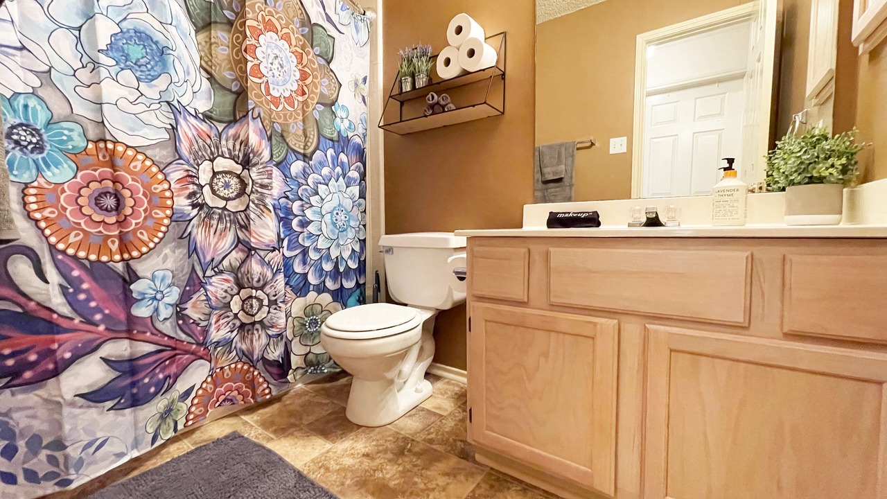 Photo of Bathroom in Allen