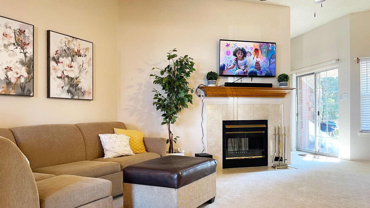 Photo of Livingroom in Allen