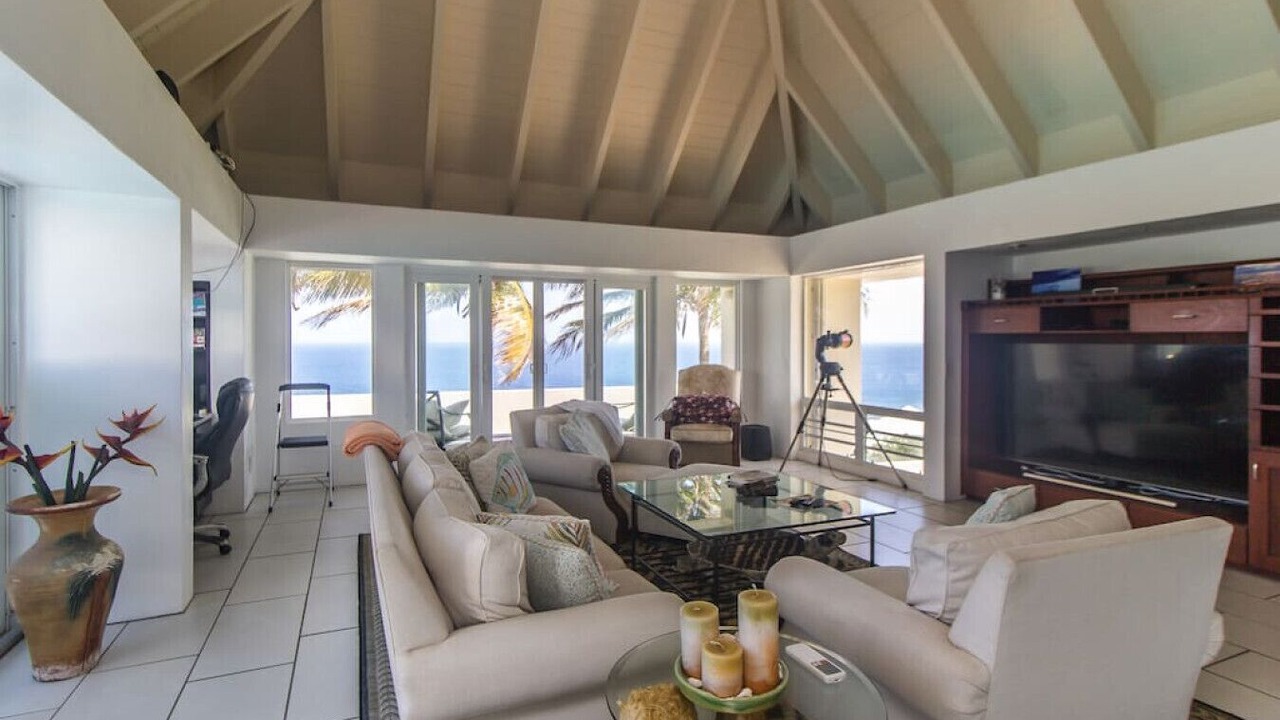 Photo of Livingroom in Cane Bay