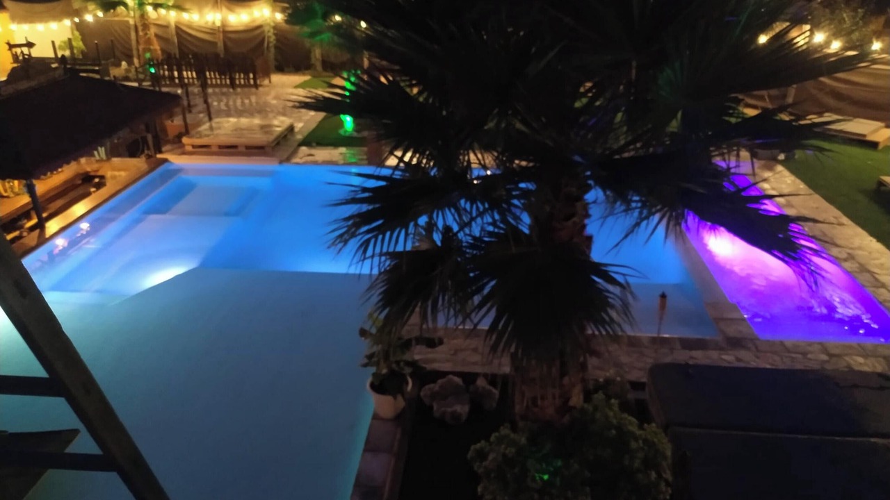 Photo of Outdoor in Rubi