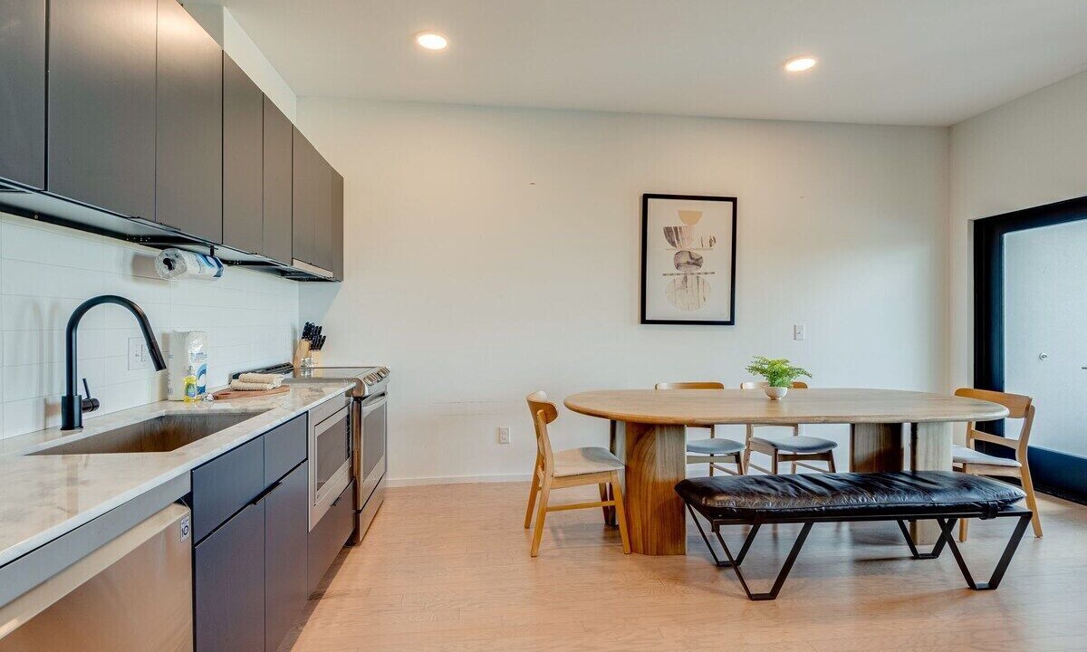 Photo of Kitchen in North Capitol