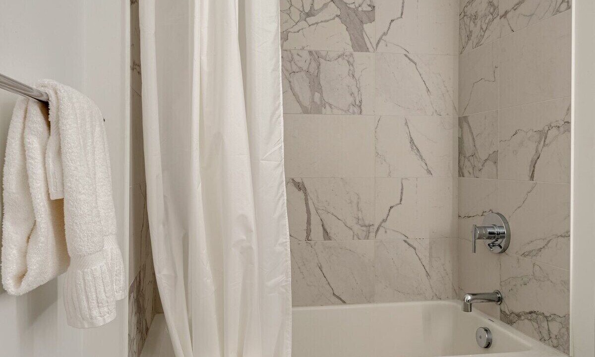 Photo of Bathroom in North Capitol