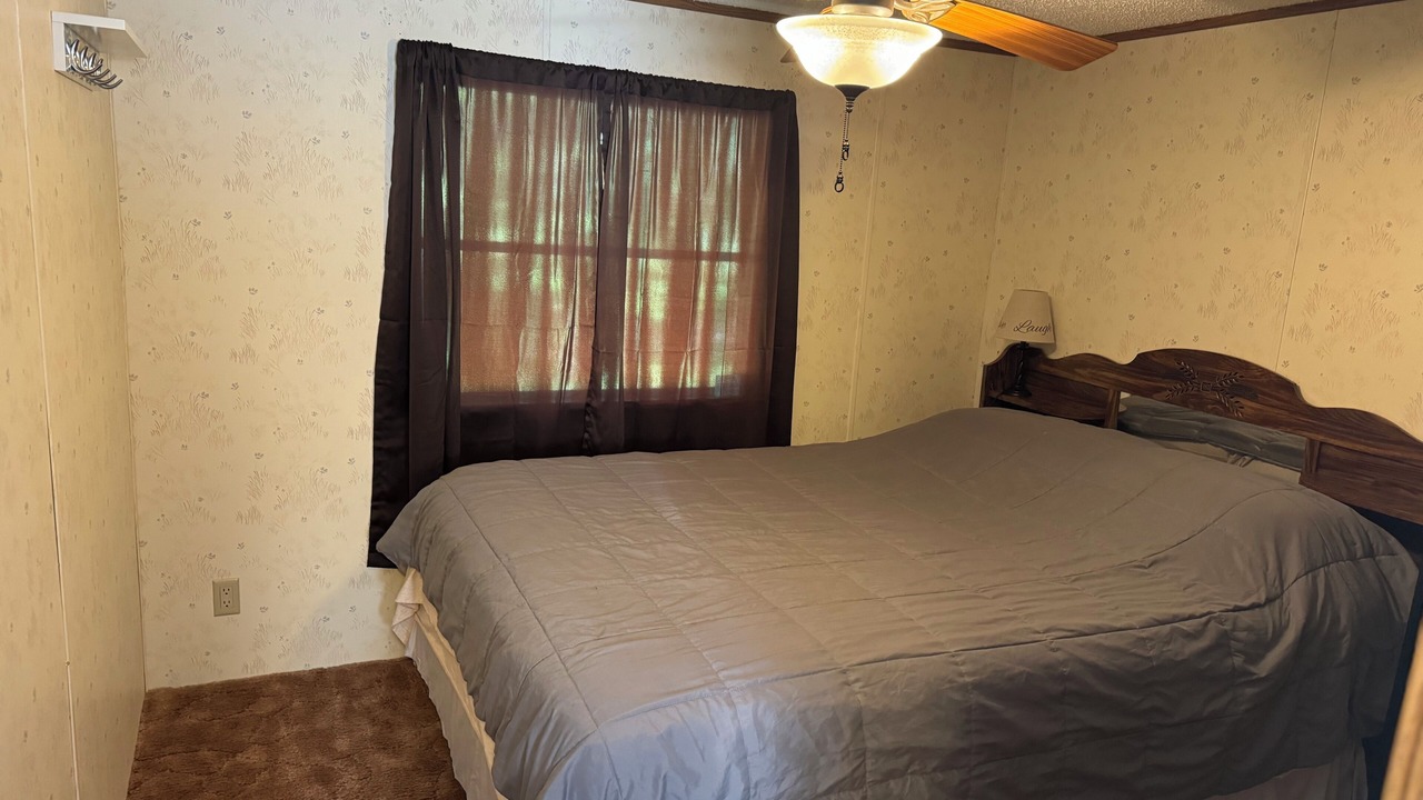 Photo of Bedroom in Lakewood
