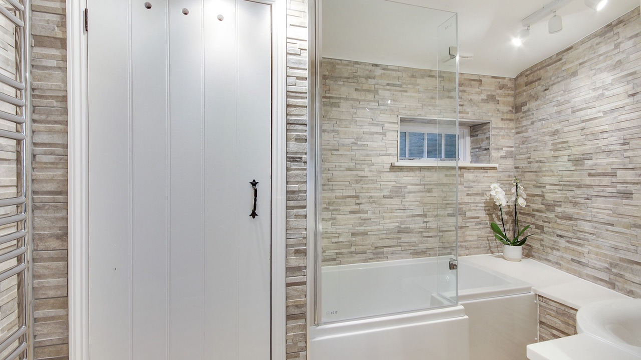 Photo of Bathroom in Tonbridge
