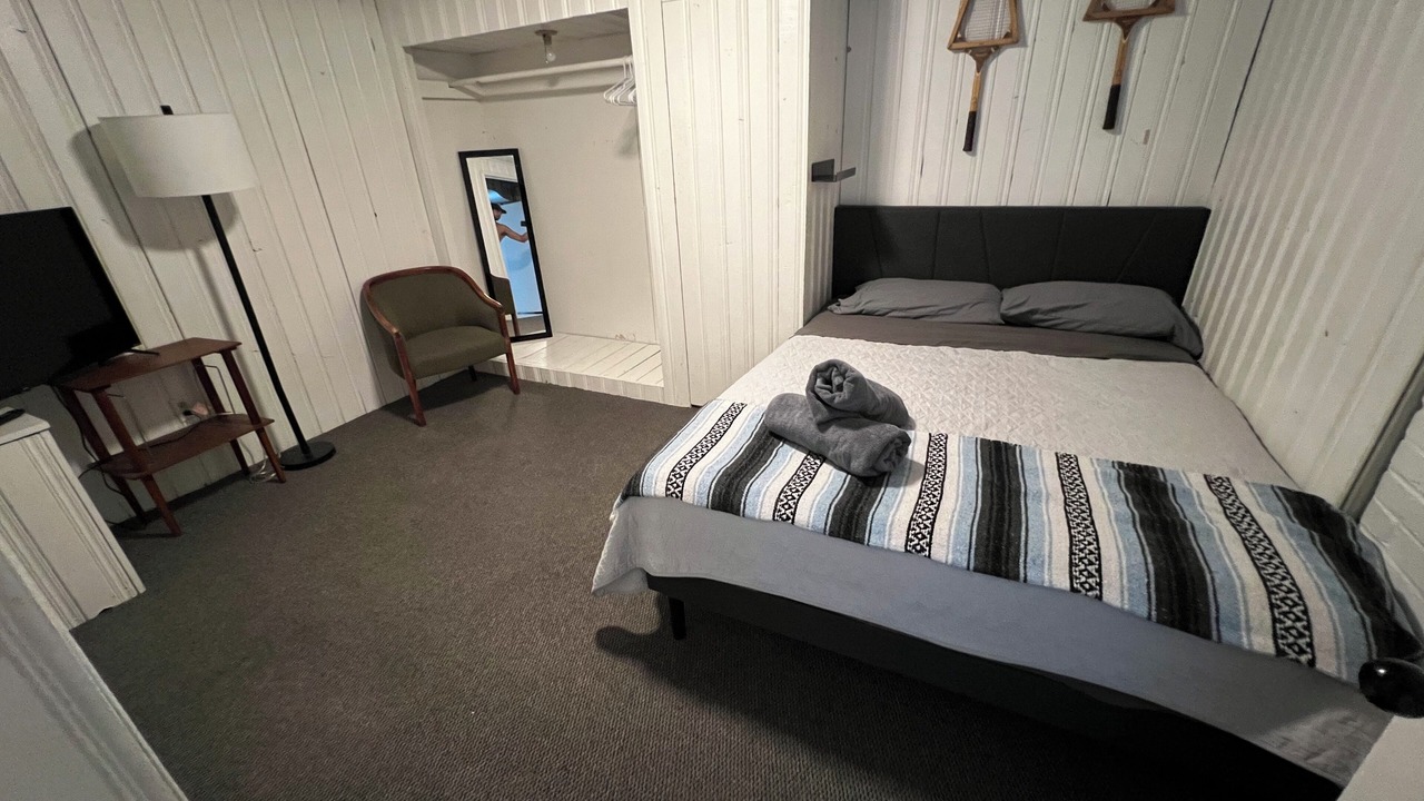 Photo of Bedroom in West University