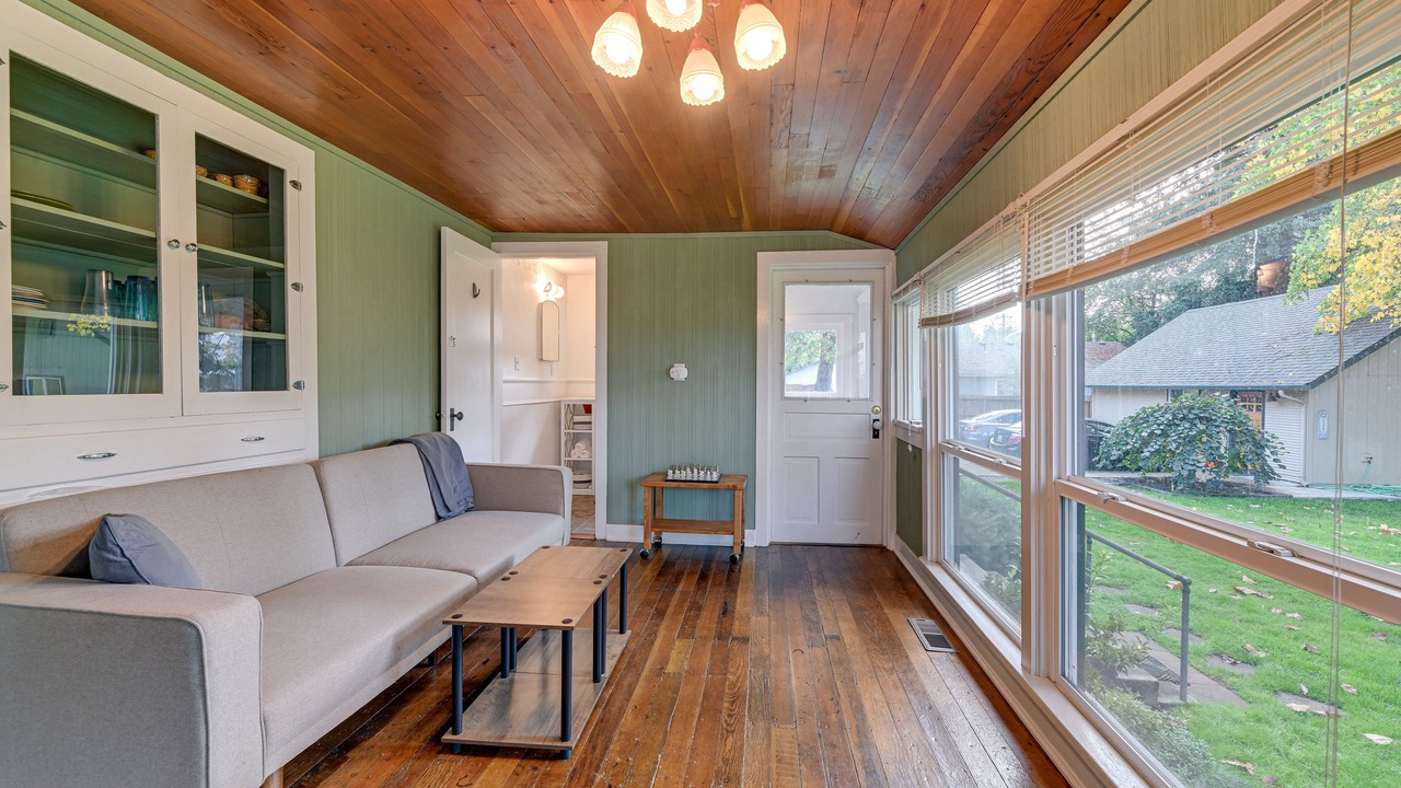 Photo of Livingroom in Grants Pass