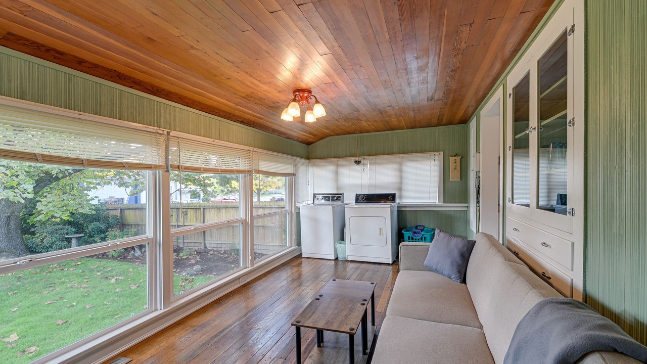 Photo of Livingroom in Grants Pass