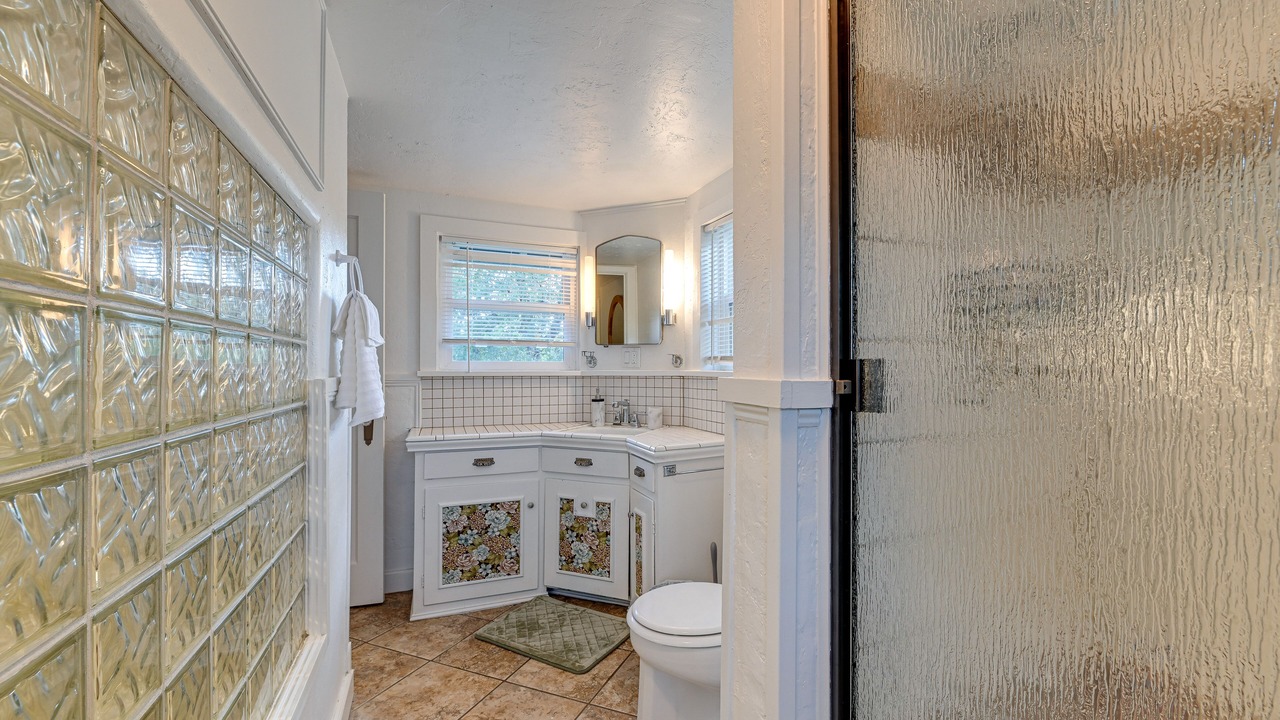 Photo of Bathroom in Grants Pass